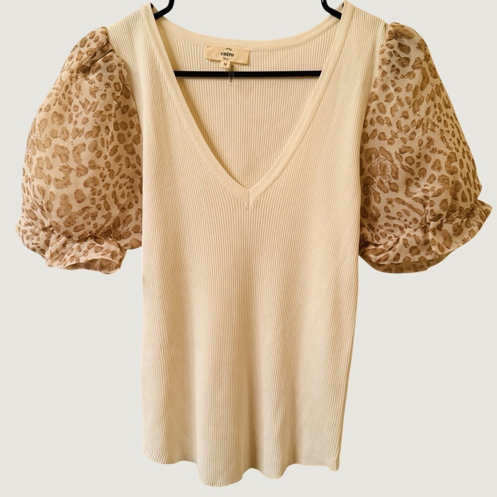 Entro Ivory Ribbed Knit Leopard Puff Sleeve V-Neck Top Animal Print M